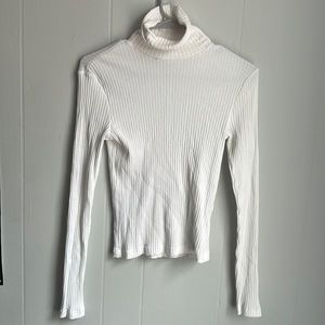 H&M white small turtleneck never worn